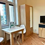 Gryf W Centrum Szczecina Parking By Stayly *