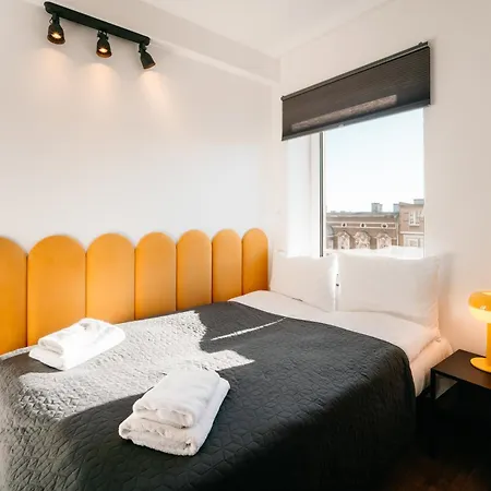 Gryf W Centrum Szczecina Parking By Stayly * シュチェチン