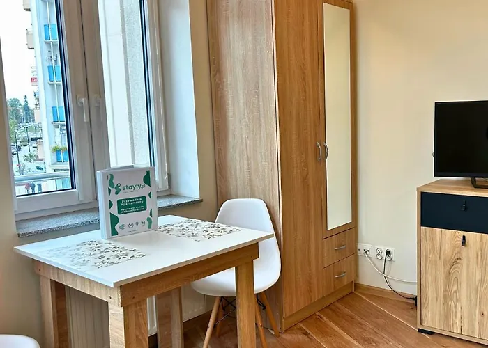 Gryf W Centrum Szczecina Parking By Stayly *