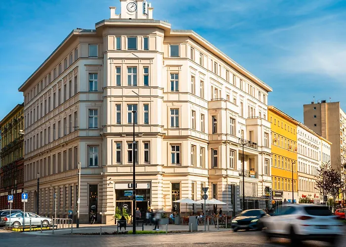 Gryf W Centrum Szczecina Parking By Stayly アパート *